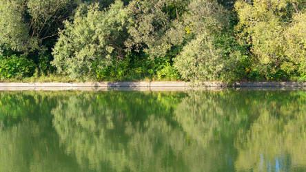 Similar image 21693558