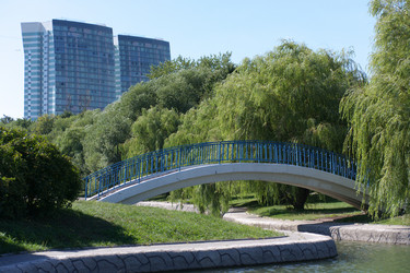 Similar image 21693679