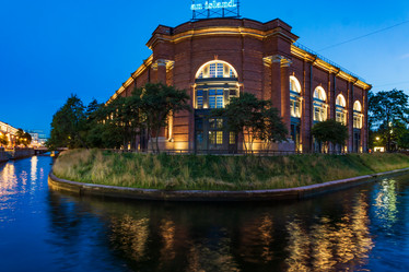 Similar image 21690569