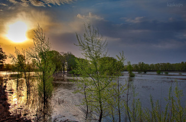 Similar image 21692035