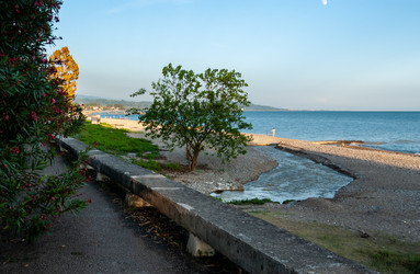 Similar image 21691188