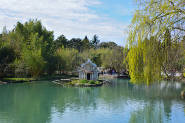 Similar image 21692453