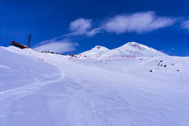 Similar image 21693975