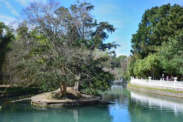 Similar image 21700281