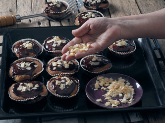 Similar image 21702406