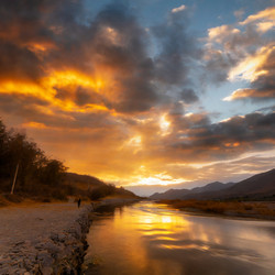 Similar image 21703075