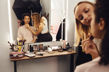 Similar image 21708281