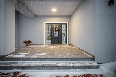 Similar image 21709887