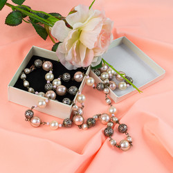 Similar image 21705446