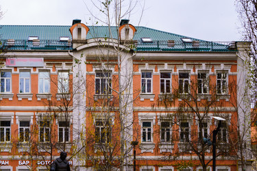 Similar image 21711053