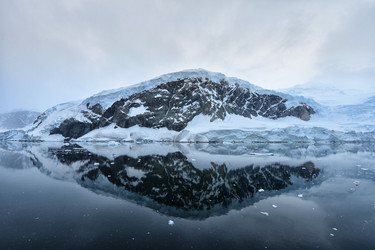 Similar image 21712850