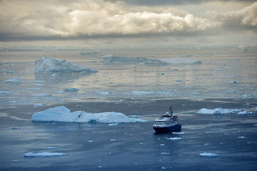 Similar image 21712851