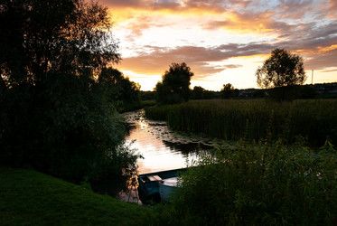 Similar image 21714375