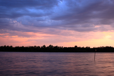 Similar image 21715377