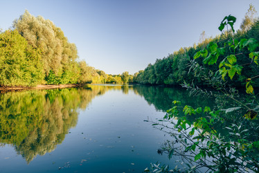 Similar image 21715841