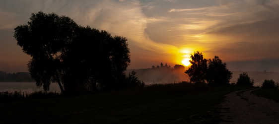 Similar image 21716310