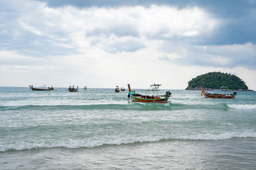 Similar image 21716353