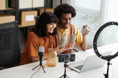 Similar image 21729837