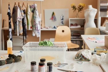 Similar image 21741140