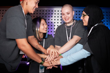 Similar image 21743372