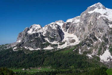 Similar image 21763652