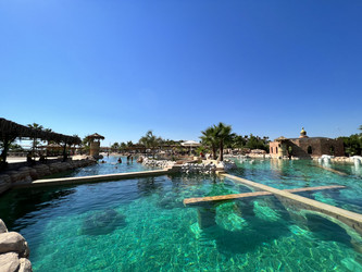 Similar image 21758519