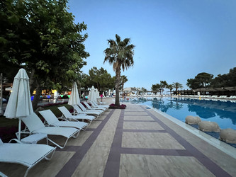 Similar image 21751058