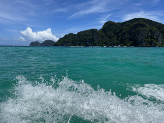 Similar image 21762009