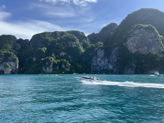 Similar image 21762055