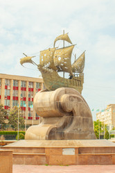 Similar image 21750013