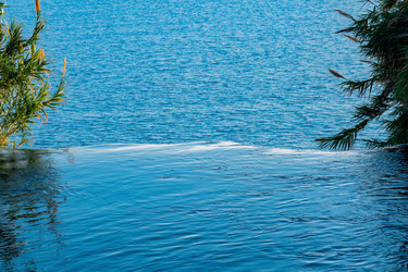 Similar image 21750224