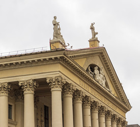 Similar image 21744920