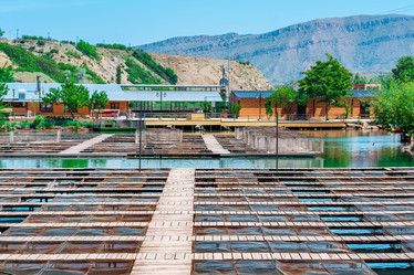 Similar image 21749888