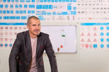 Similar image 21756911