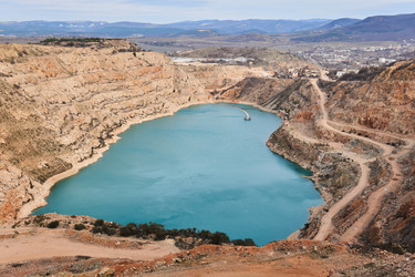 Similar image 21755628