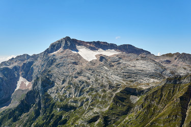 Similar image 21756387