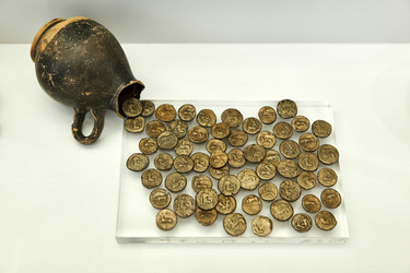 Similar image 21755206