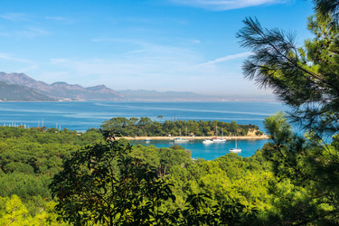 Similar image 21753144