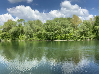 Similar image 21758396