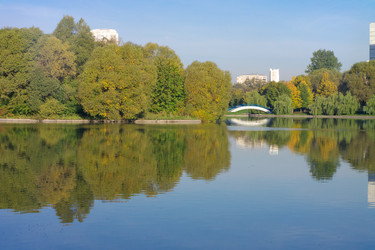 Similar image 21758135