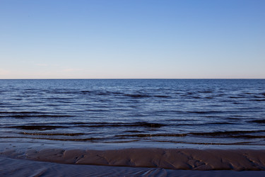 Similar image 21758219