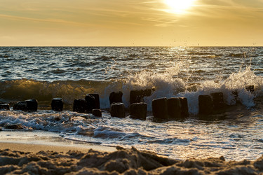 Similar image 21764380