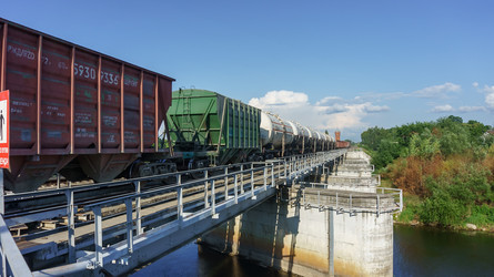 Similar image 21764410