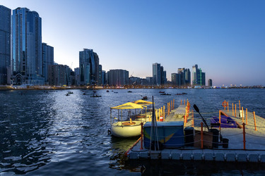 Similar image 21765130