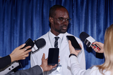 Similar image 21733988