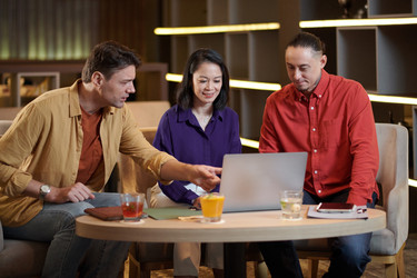 Similar image 21726000