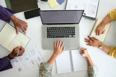 Similar image 21737999