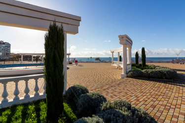 Similar image 21767685