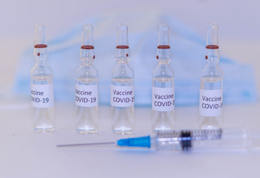 Similar image 21774381