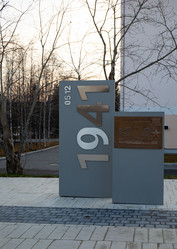 Similar image 21782950